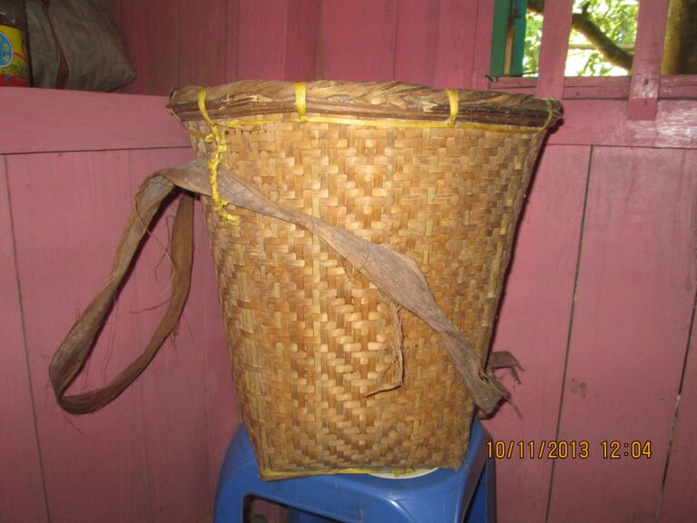 কল্লোং