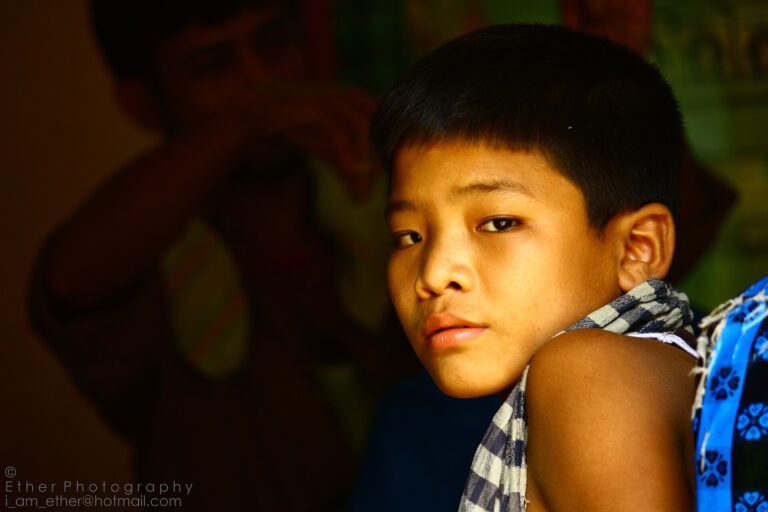 মারমা শিশু